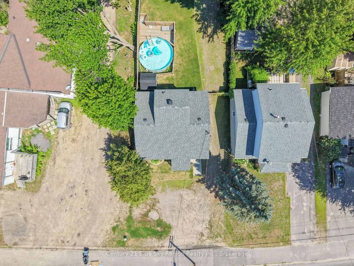 Photo de la propriété:  554 Lakeshore Drive  ON P1A 2E6 