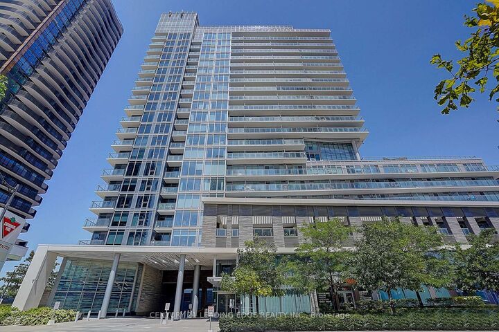 Property Photo: 72 Esther Shiner Boulevard 2102 ON M2K 0C4
