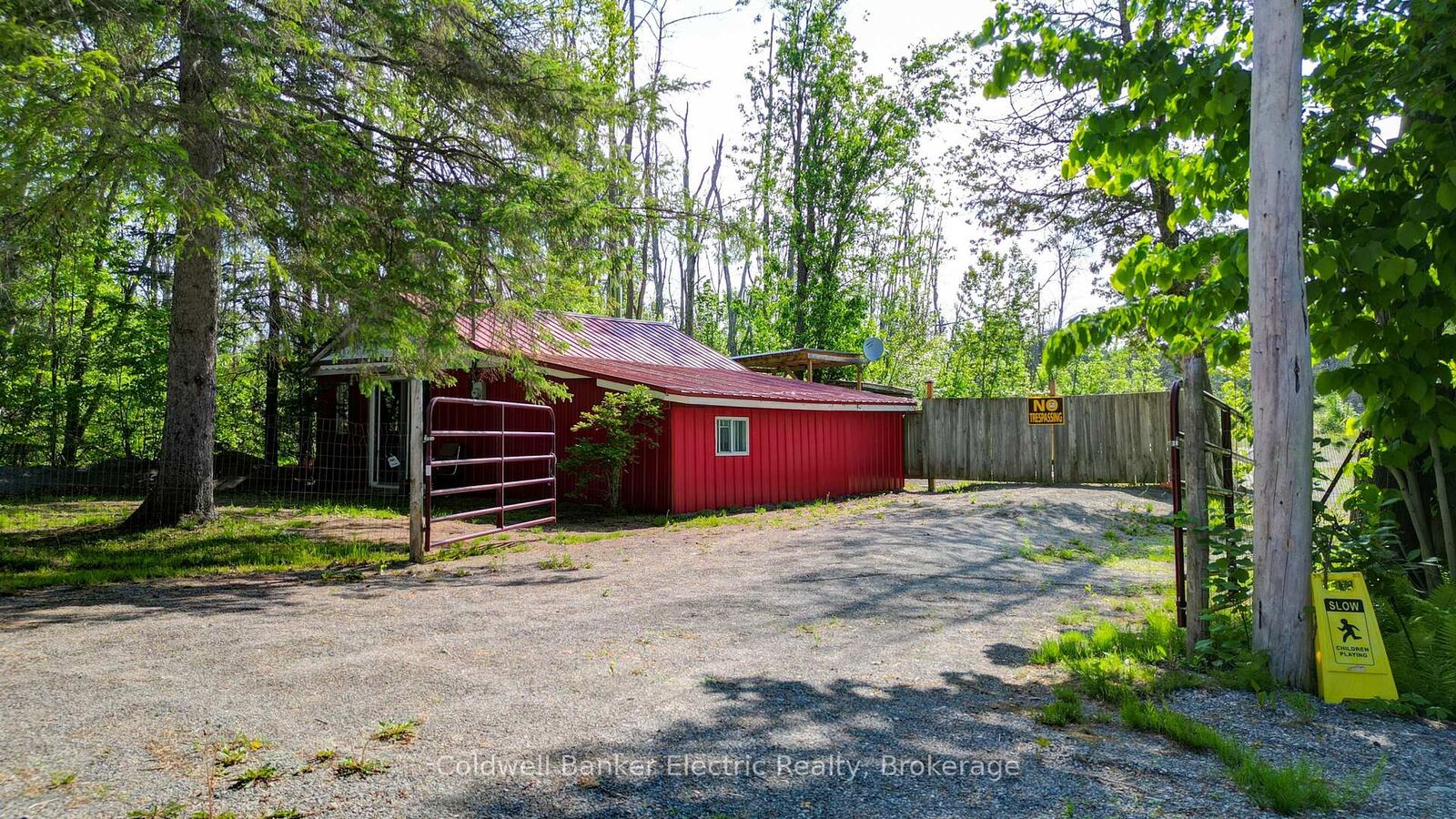 Property Photo:  49 River Road  ON K0M 1N0 