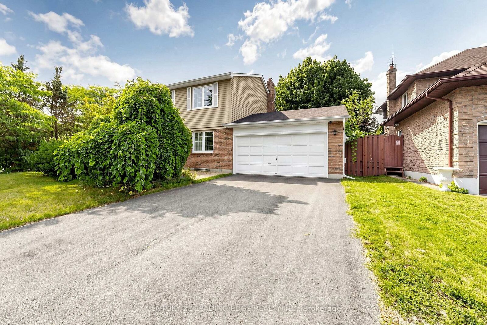 Property Photo: 1 Briarwood Road ON L3R 2W7