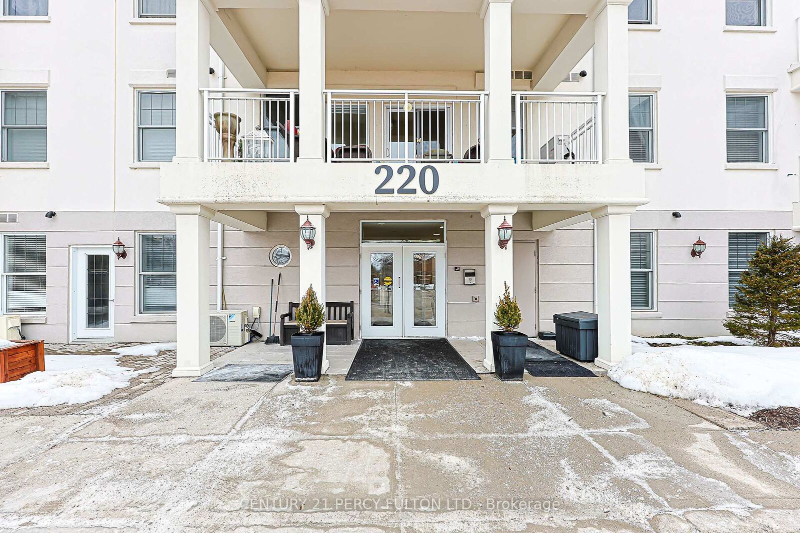 Photo de la propriété:  220 Main Street N 211  ON L9P 0B6 