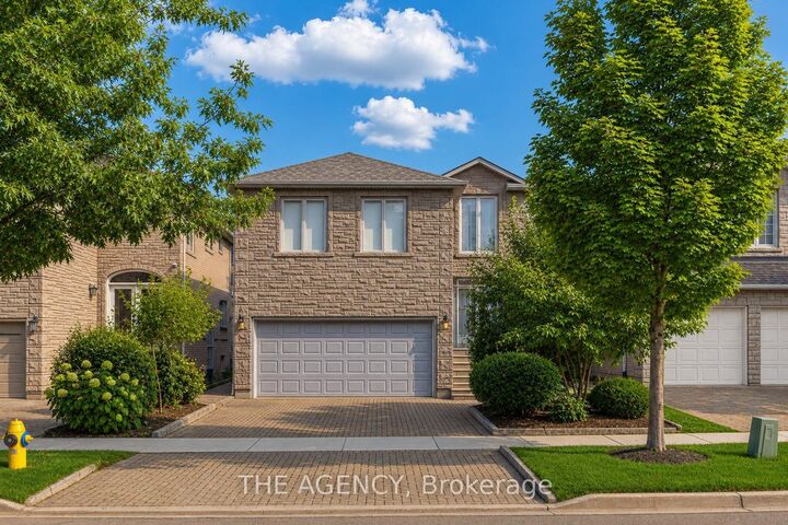 68 Townsgate Drive — photo 1