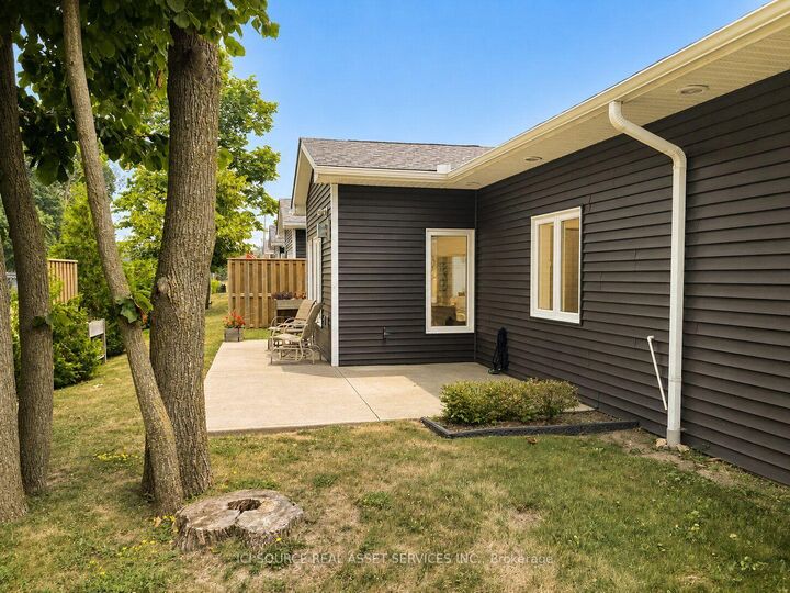 Property Photo: 2380 9th Avenue E 24 ON N4K 3H5
