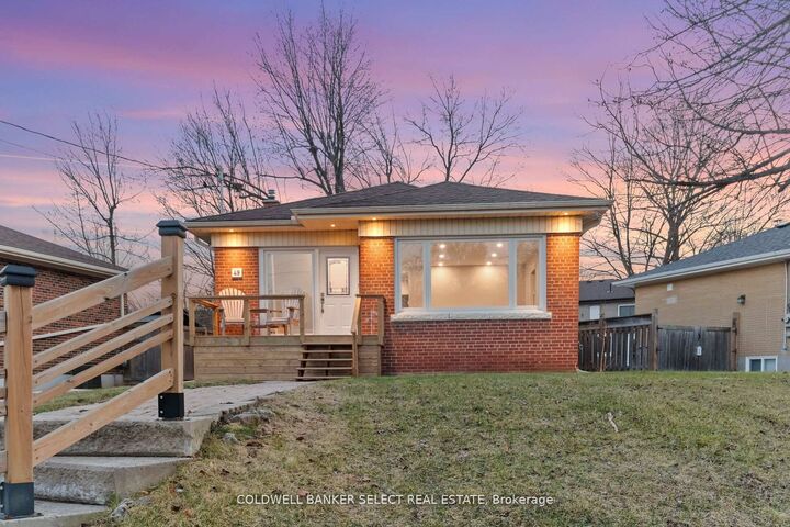 Property Photo: 49 Ewing Street ON L7G 2R2