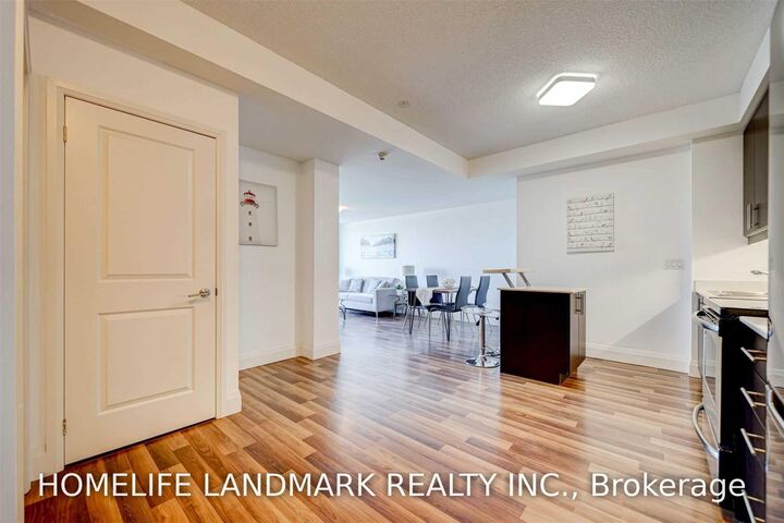Property Photo:  222 Finch Avenue W 305  ON M2R 1M6 