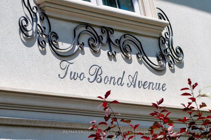 Property Photo: 2 Bond Avenue ON M3B 1L8