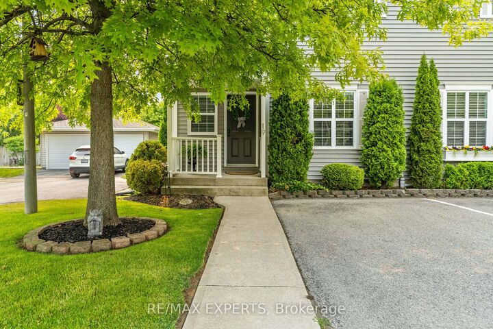 Property Photo: 608 Simcoe Street 19 ON L0S 1J0
