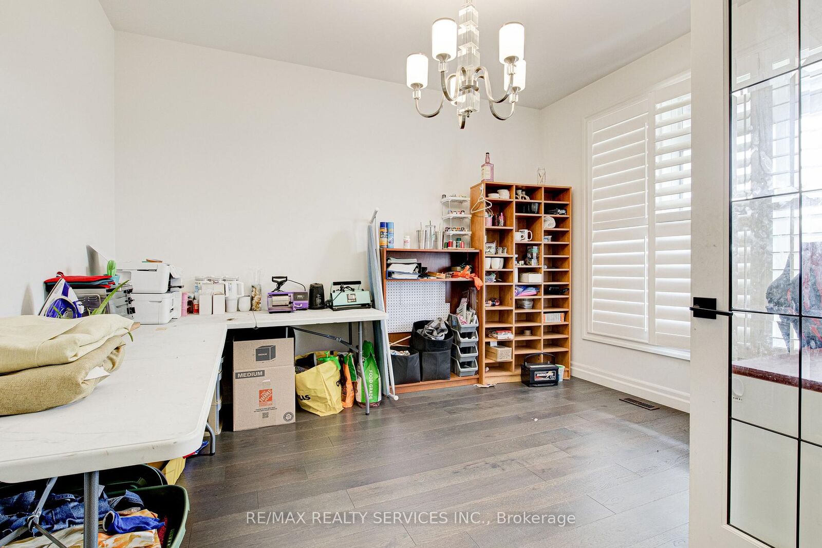 Property Photo: 240 Tamarack Blvd Boulevard ON N4S 0E2