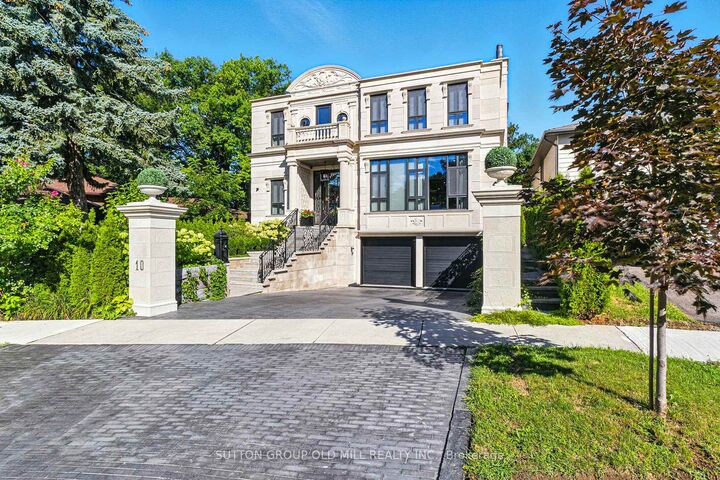 Property Photo: 10 Hillavon Drive ON M9B 2P5