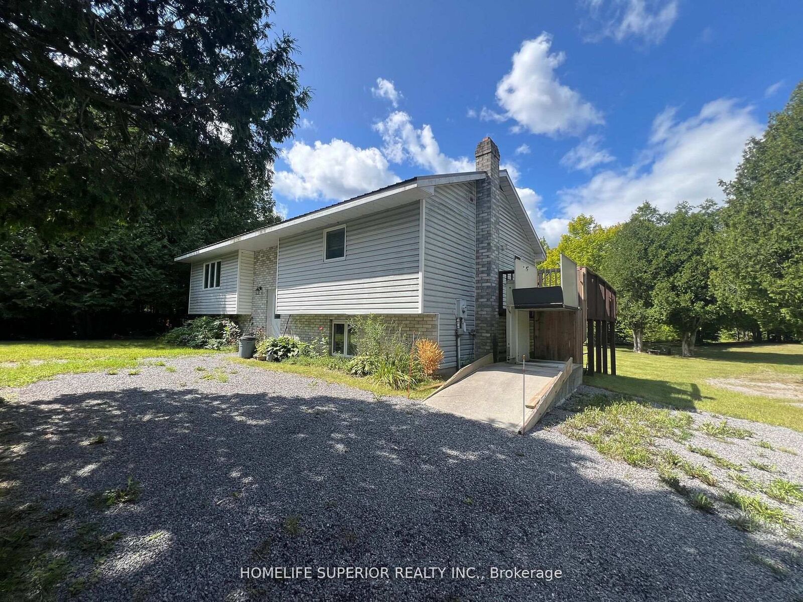 Property Photo: 985 Twiddy Road ON K0K 2M0