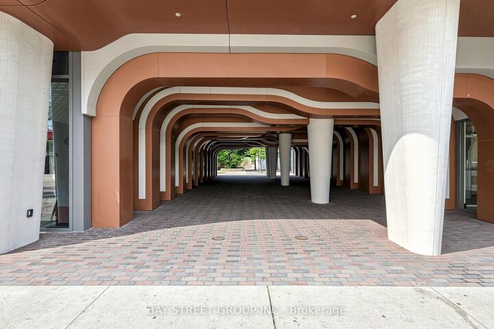 Property Photo: 525 Adelaide Street W 1118 ON M5V 1M7