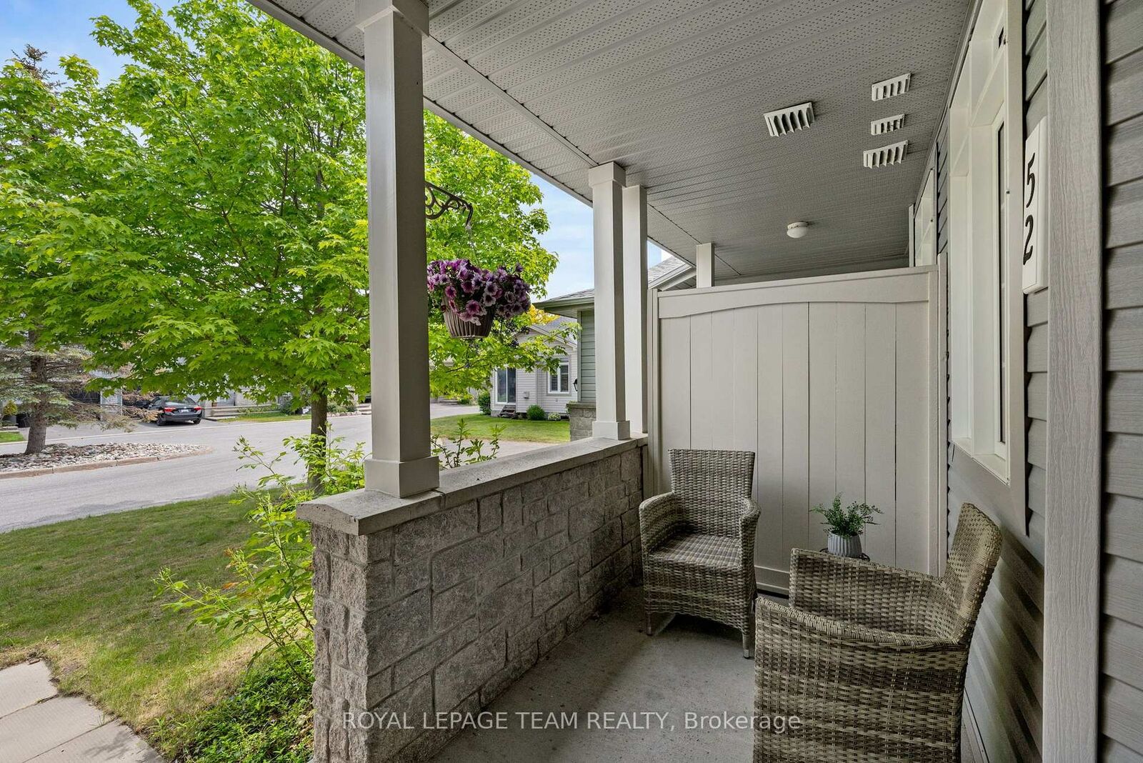 Property Photo:  52 Village Walk Private  ON K4M 1L1 