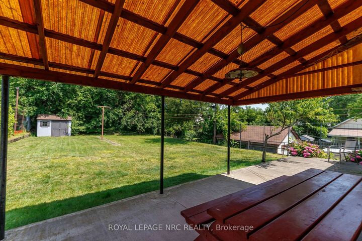 Property Photo:  6313 Crawford Street  ON L2E 5Y8 