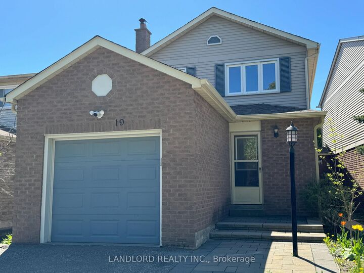 Property Photo:  19 Vanessa Road  ON L3R 4W1 