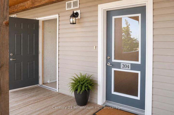 10 Brandy Lane Drive 204 — photo 1