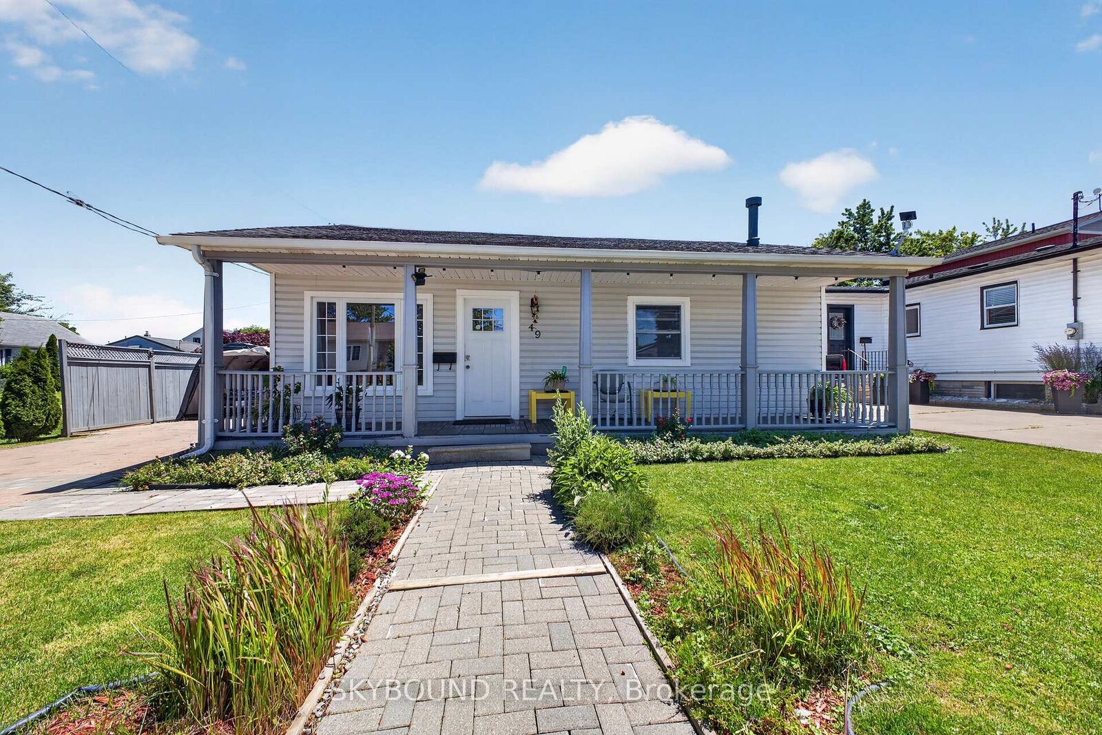 Property Photo: 49 Powerview Avenue ON L2S 1V6