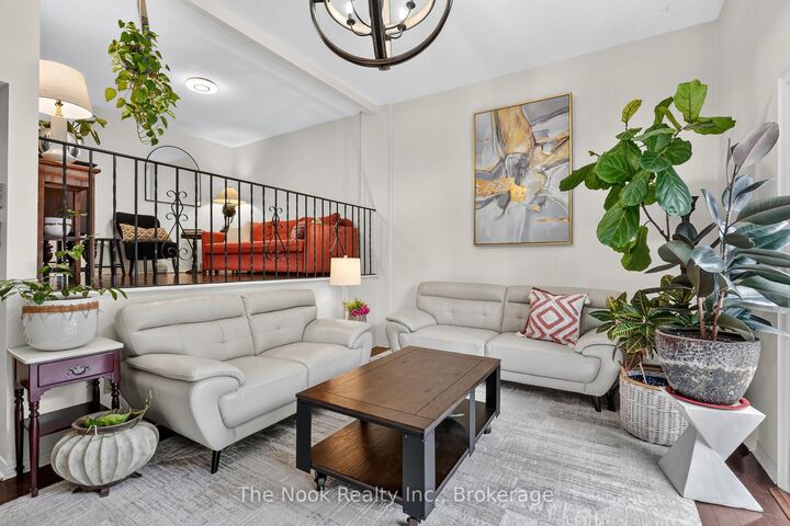 Property Photo: 91 Livingston Avenue 12 ON L3M 1L4