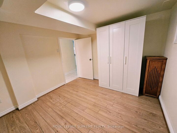 Property Photo:  20 Edna Avenue Basement  ON M6P 1B8 