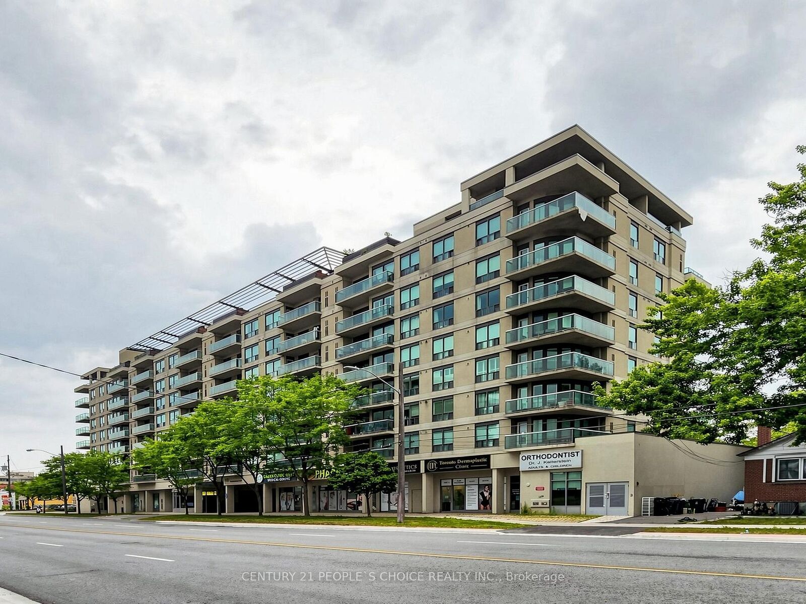Property Photo: 935 Sheppard Avenue W 603 ON M3H 2T7