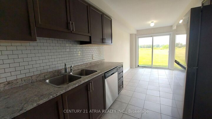 Property Photo: 422 Krotz Street W ON N4W 0J4