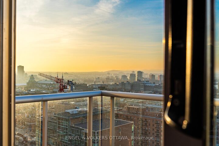 Property Photo: 179 George Street 2109 ON K1M 1J8