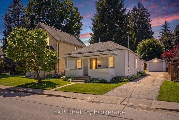 Property Photo:  99 Victoria Street N  ON N4S 6V6 