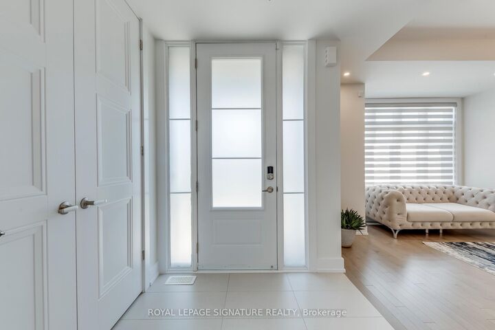 Property Photo: 21 Kohn Lane ON L6C 3J3
