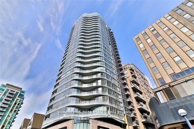 Property Photo:  88 Cumberland Street 1008  ON M5R 0C8 