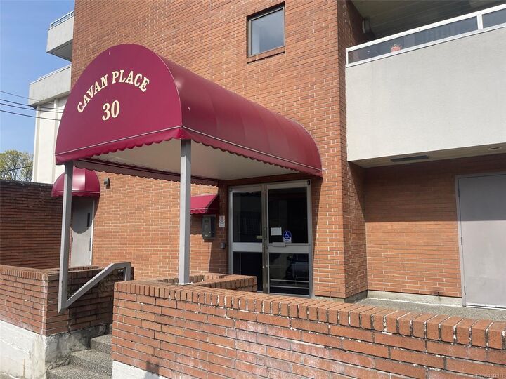 Property Photo:  30 Cavan St #209  BC V9R 6K3 