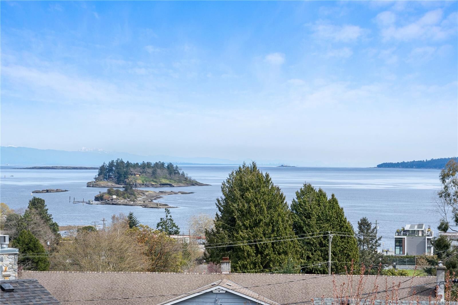 Property Photo:  2840 Haliday Cres  BC V9S 3M9 