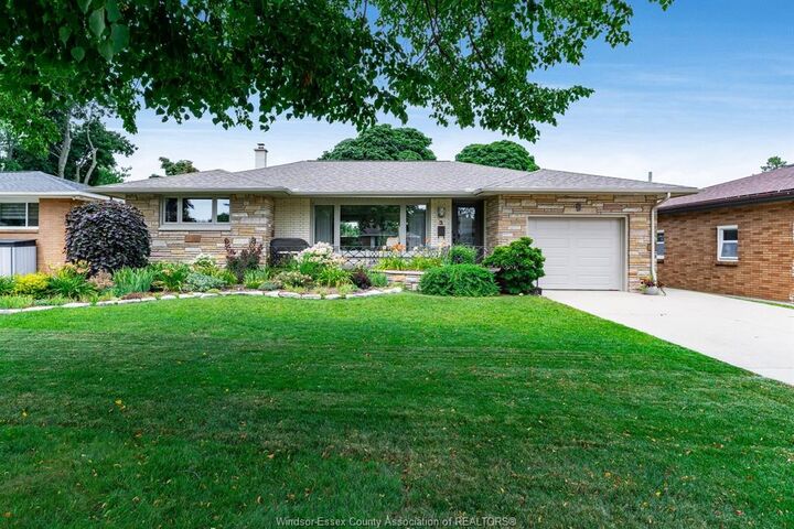 9 Margaret — photo 1
