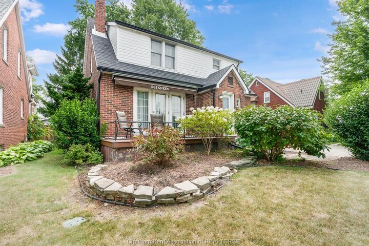 Property Photo: 561 Queen Street ON N7M 2J7