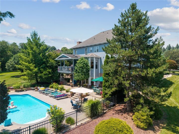 Property Photo: 32 Hawthorne Ln PA 15642