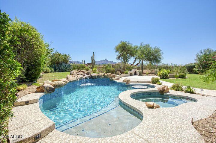 Property Photo:  9290 E Thompson Peak Parkway 204  AZ 85255 