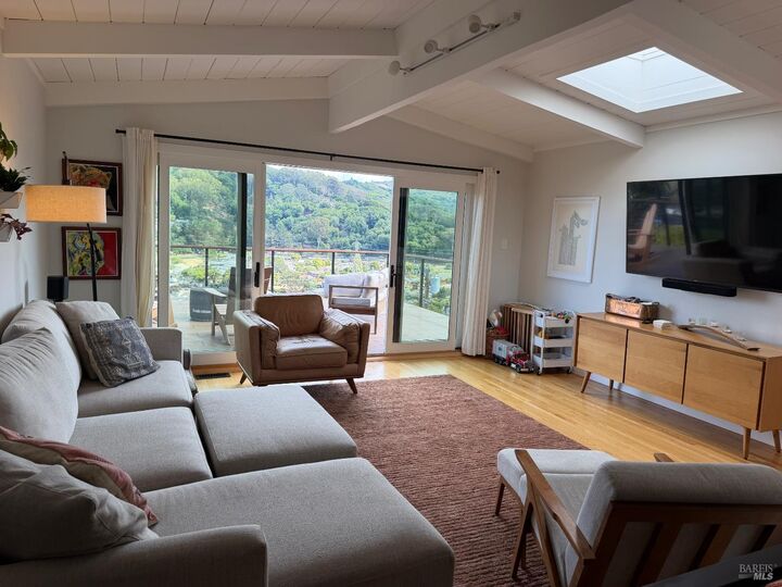 Property Photo:  268 Morning Sun Avenue  CA 94941 