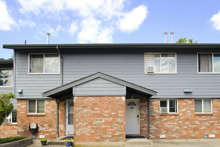 10736 Guildford Drive 10 — photo 1