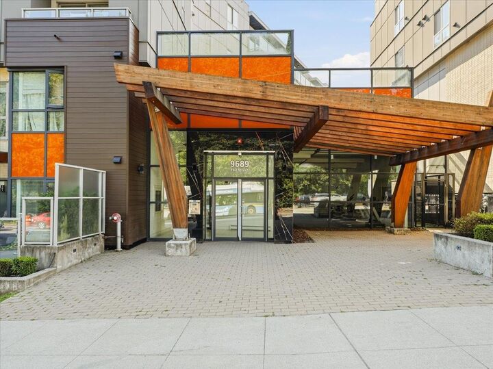 Property Photo: 9689 140 Street 106 BC V3T 0P3