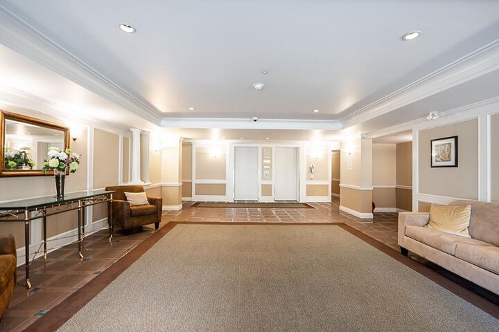 Property Photo:  1575 Best Street 502  BC V4B 5K1 