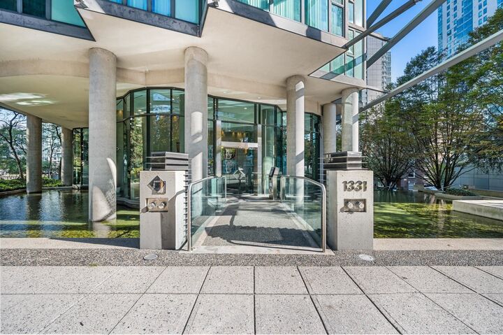 Property Photo: 1331 W Georgia Street 2509 BC V6E 4P1