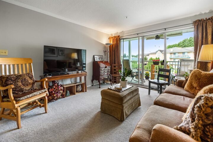 Property Photo: 31850 Union Avenue 114 BC V2T 4V2