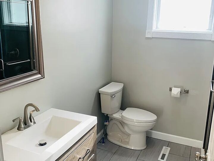 Property Photo:  445 N Tioga Street 2  NY 14850 