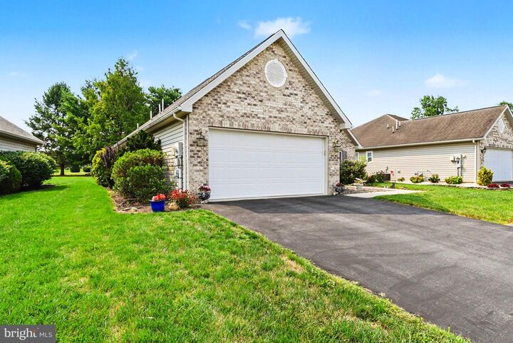 Property Photo:  85 Northview Drive  PA 17050 