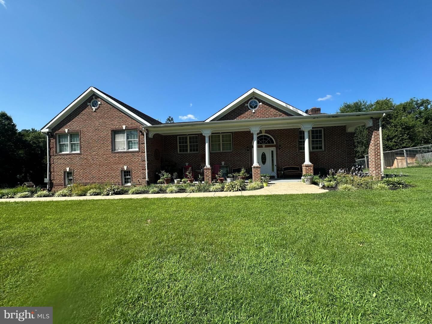 Property Photo: 7809 Signal Hill Road VA 20111