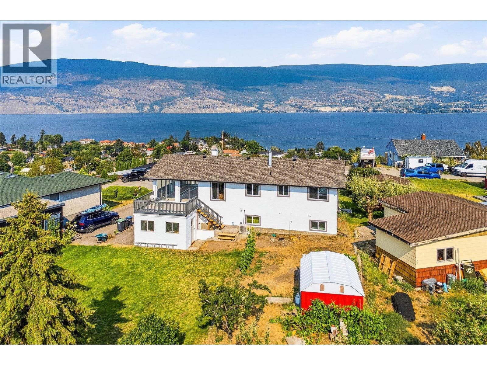 Property Photo:  13620 Cooke Avenue  BC V0H 1Z1 