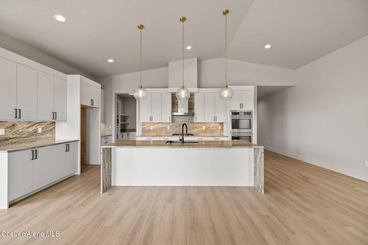 Property Photo:  6376 W Constantine Ln  ID 83858 