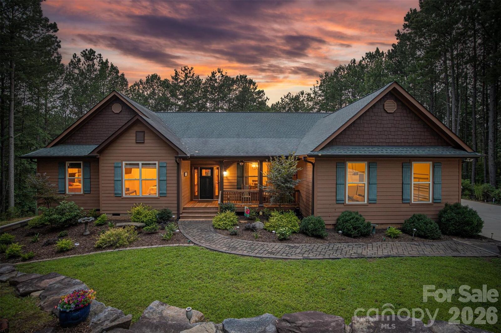 Property Photo:  2079 Dockside Place  NC 28612 