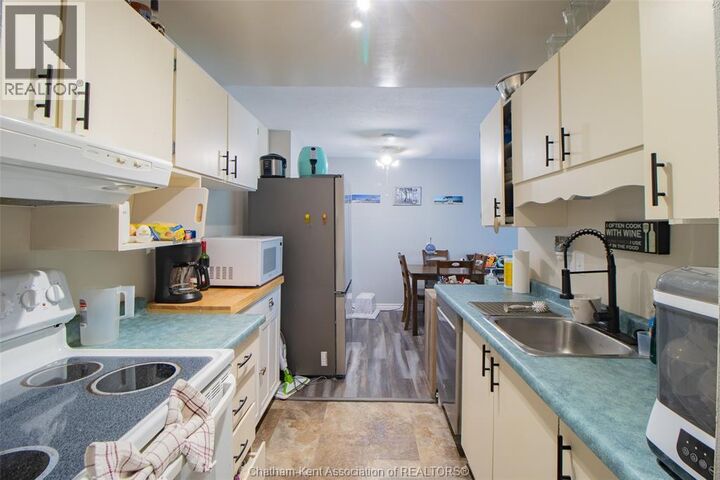 Property Photo: 225 Campus Parkway Parkway 212 ON N7L 4X2