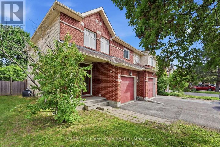 Property Photo:  121 Thornbury Crescent  ON K2G 6J1 