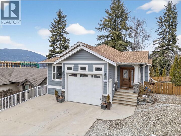 Property Photo: 2991 7 Avenue Northeast BC V1E 2S7