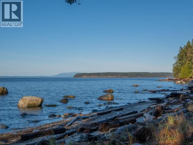 Property Photo:  1136 Herchmer Road  BC V8A 0G7 